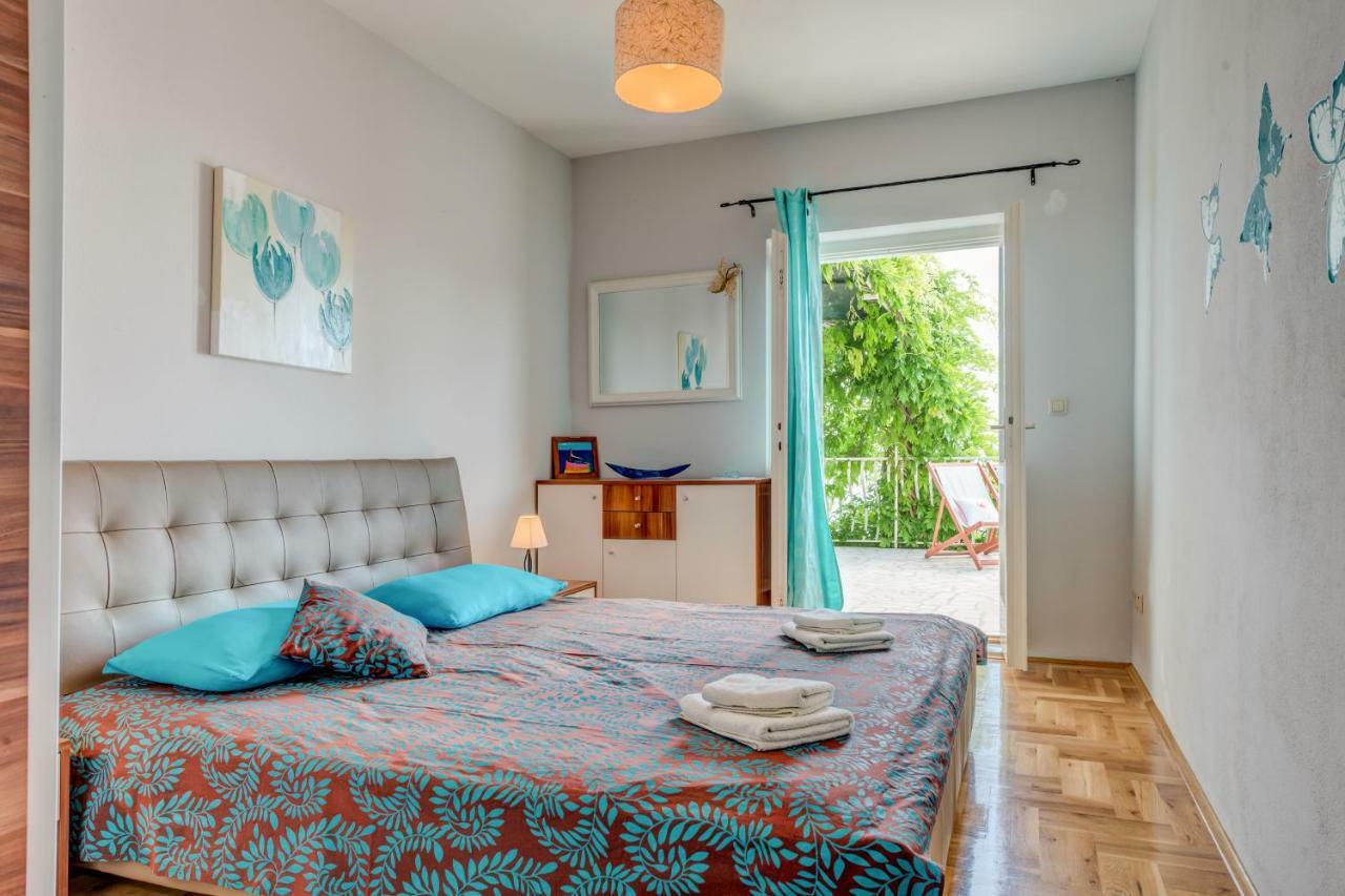 Holiday Home Figa Omiš Buitenkant foto