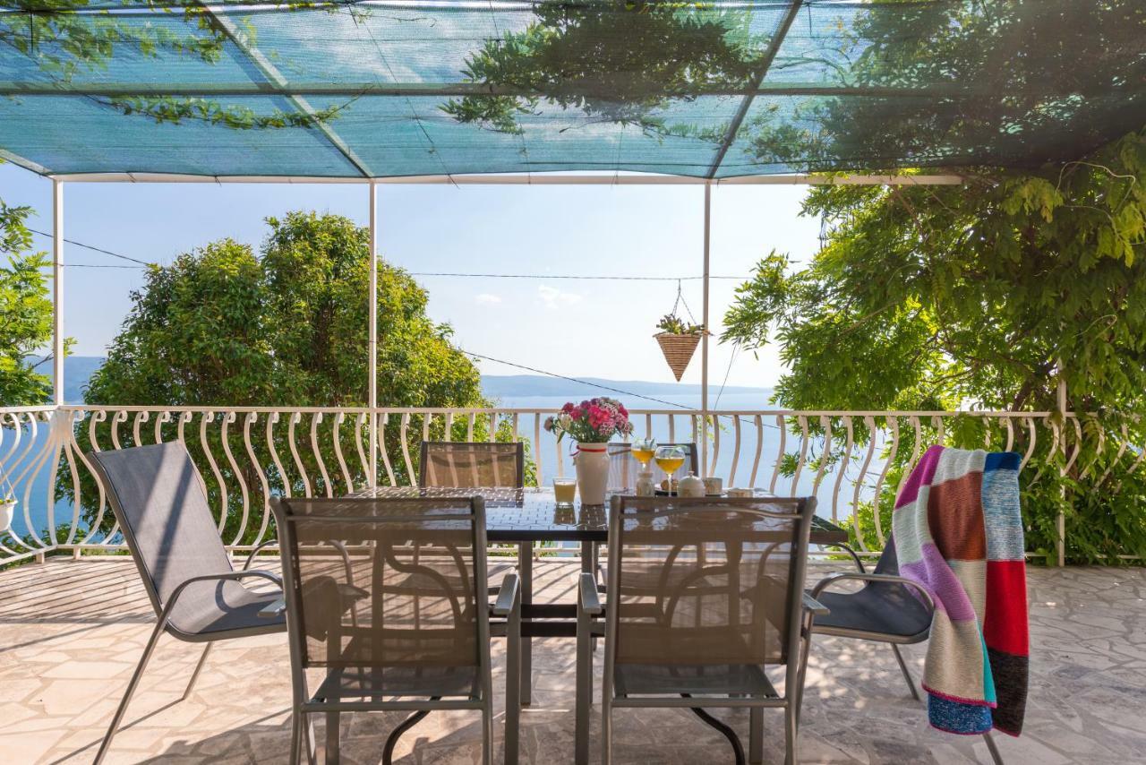 Holiday Home Figa Omiš Buitenkant foto