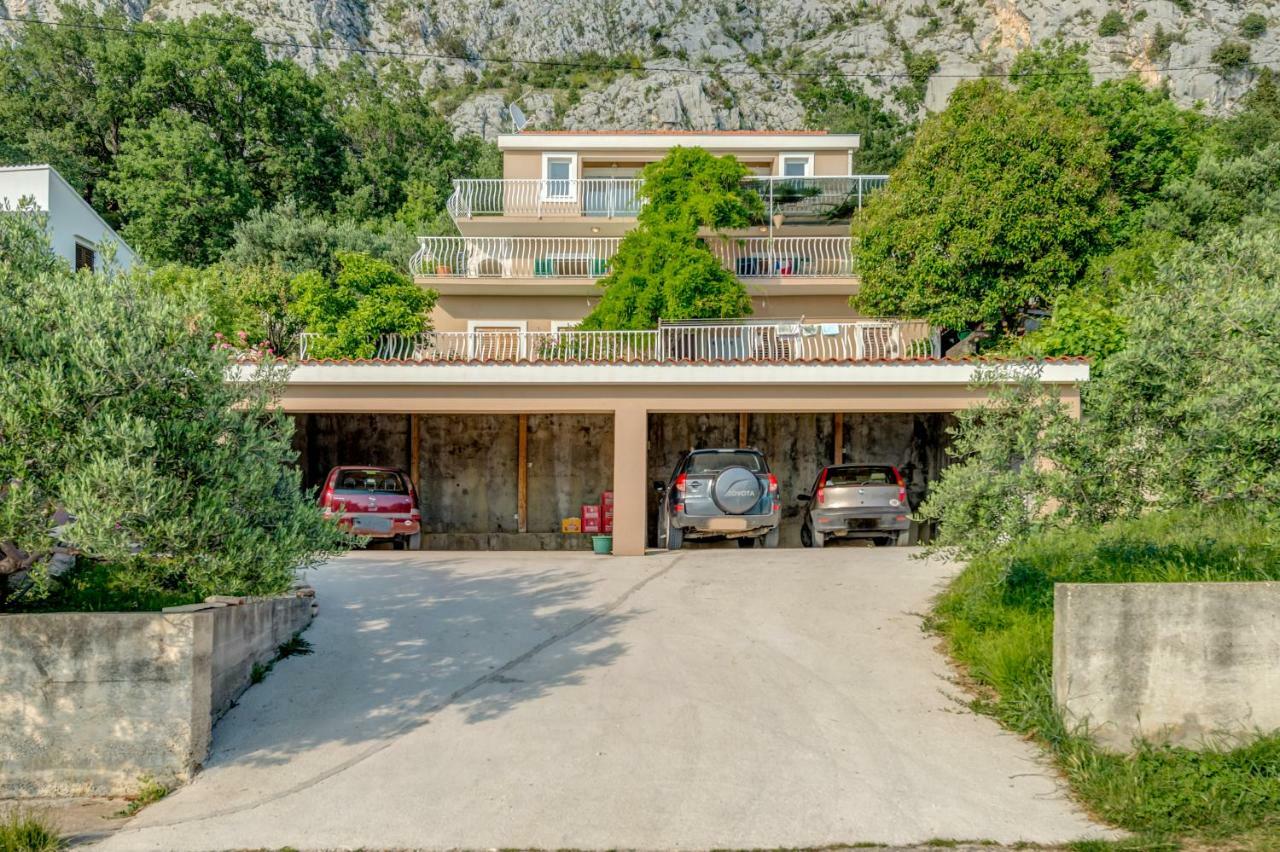 Holiday Home Figa Omiš Buitenkant foto